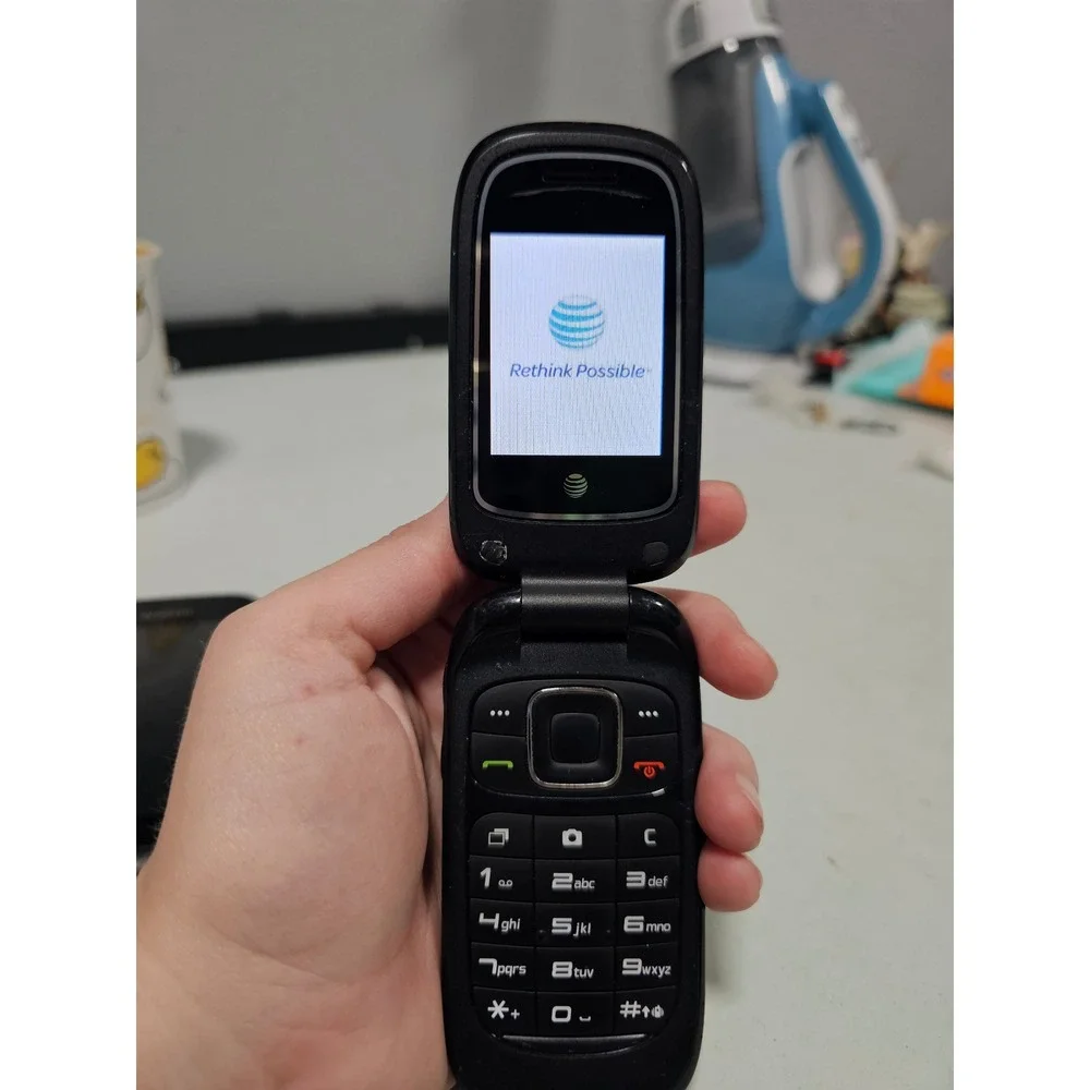 dark blue AT&T Z222 prepaid flip phone. Works y2k vintage